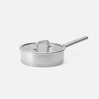 Mély serpenyő Core Standard, ø 24 cm (2,5 l) - Egyrétegű mély rozsdamentes acél serpenyő, fedővel