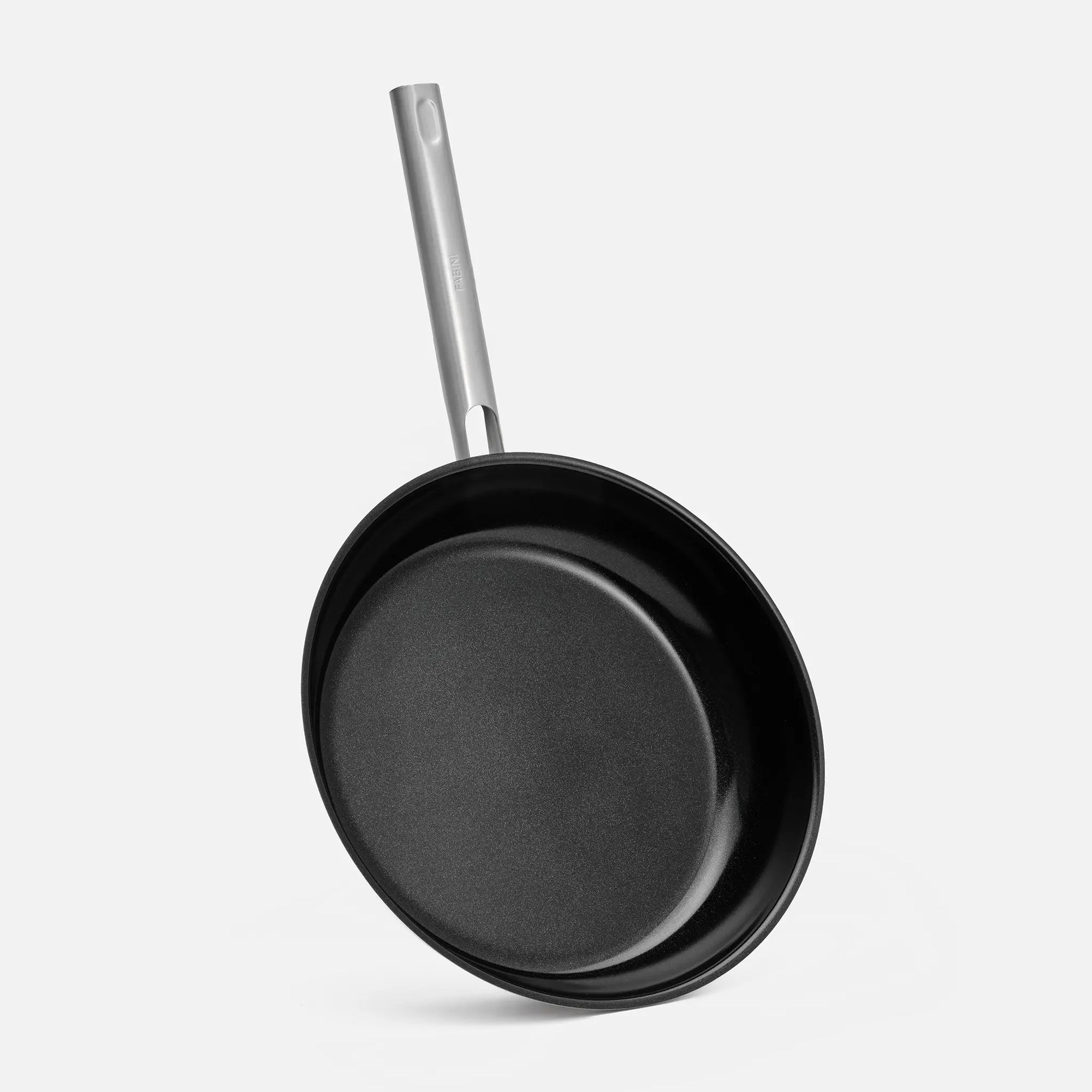 Serpenyő készlet Core Standard, ø 26 cm + ø 30 cm, 2 db - Tapadásmentes, egyrétegű rozsdamentes acél serpenyők