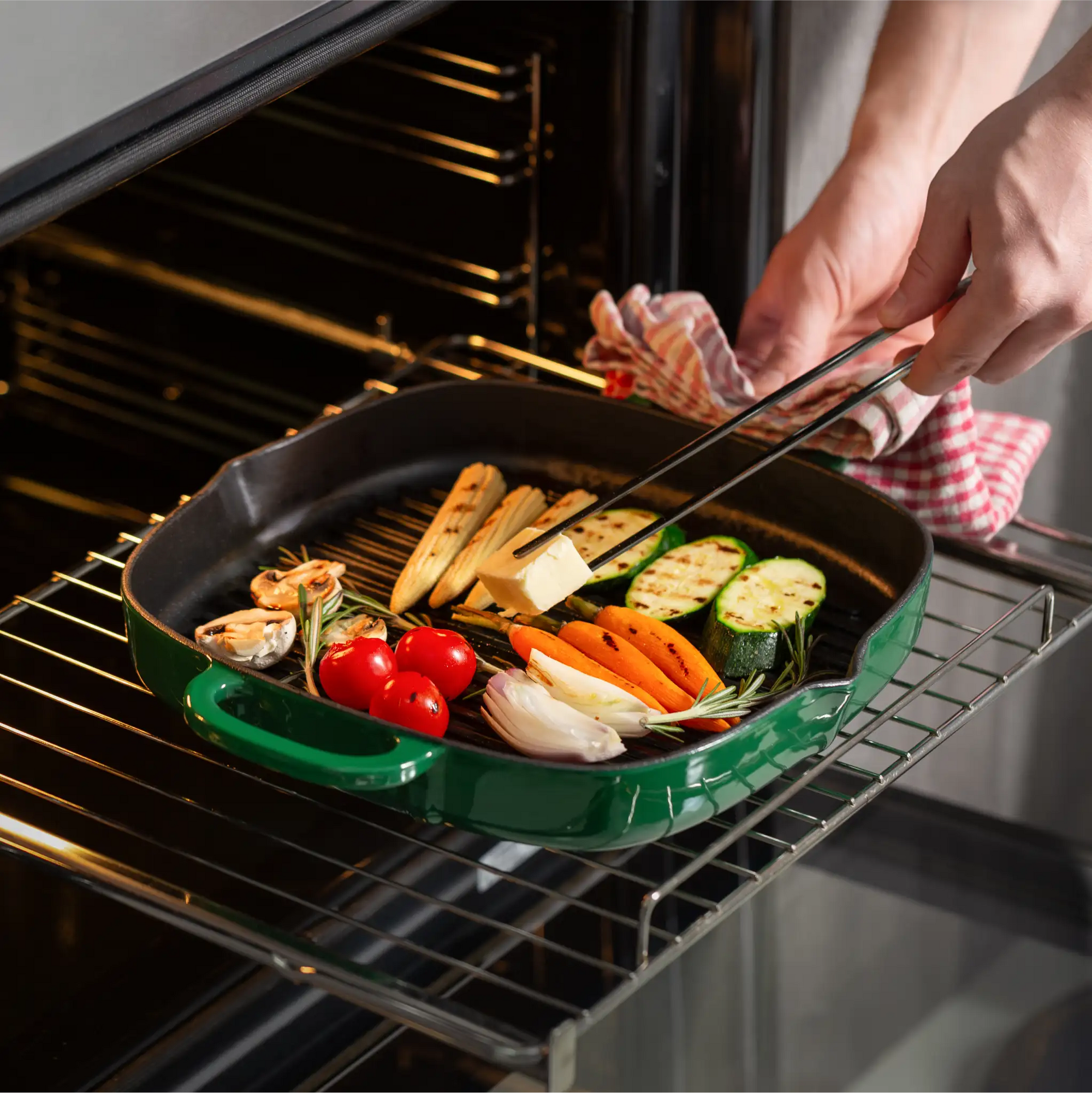 Grillserpenyő Mattia 2.0, ø 28 cm - Zománcozott öntöttvas grillserpenyő fedő nélkül, krém színű