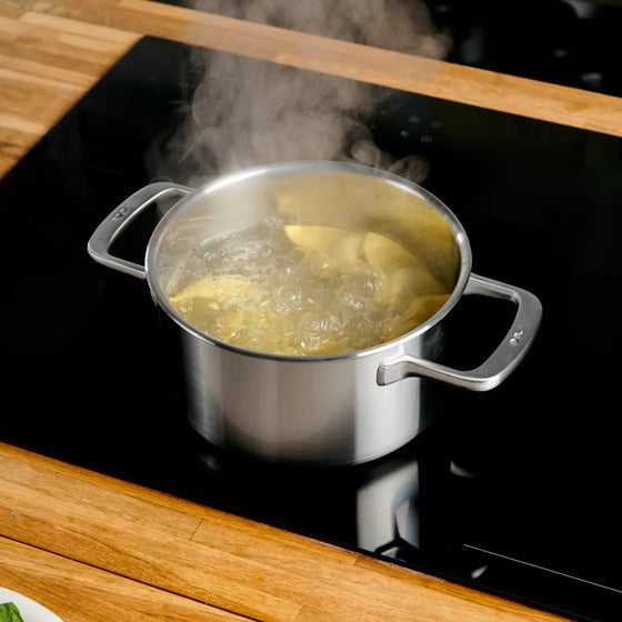 Lábas Lucca 3.0, ø 20 cm (3 l) - Szegecs nélküli, többrétegű rozsdamentes acél lábas fedővel