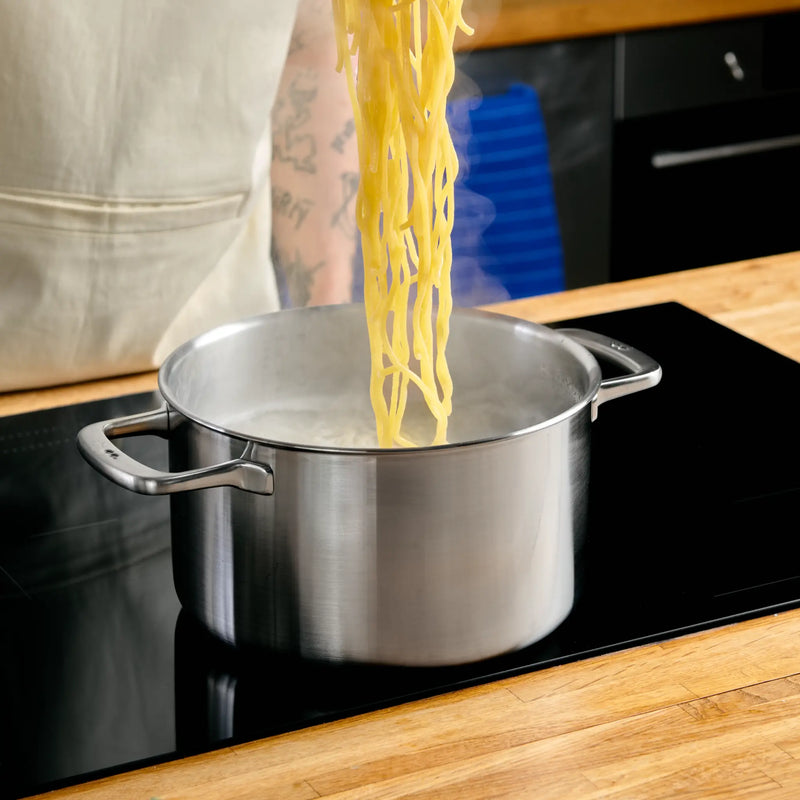 Lábas Lucca 3.0 Pro, ø 24 cm (5,5 l) - Szegecs nélküli, többrétegű rozsdamentes acél lábas fedővel