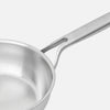 Szegecsmentes, kúpos nyelű lábas többrétegű rozsdamentes acélból, fedővel Ø 20 cm (1,5 l)
