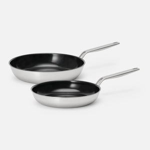 Serpenyő szett Lucca 4.0 Pro, ø 26 cm + ø 30 cm, 2 db - Tapadásmentes, szegecs nélküli többrétegű rozsdamentes acél serpenyők
