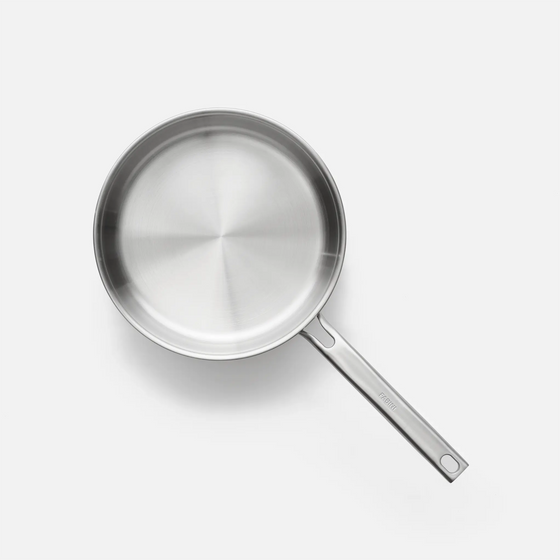 Mély serpenyő Lucca 4.0 Pro, ø 24 cm (2,5 l) - Szegecs nélküli mély serpenyő többrétegű rozsdamentes acélból, fedővel