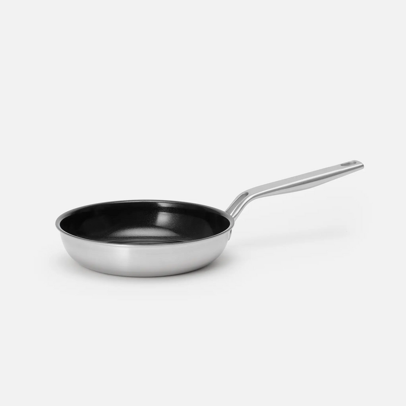 Serpenyő Lucca 4.0 Pro, ø 20 cm - Tapadásmentes, szegecs nélküli serpenyő többrétegű rozsdamentes acélból, fedő nélkül