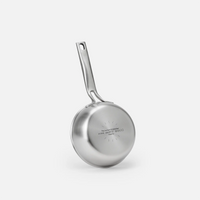 Kúp alakú nyeles lábas Lucca 4.0 Pro, ø 16 cm (0,8 l) - Szegecs nélküli nyeles lábas több rétegű rozsdamentes acélból, fedővel