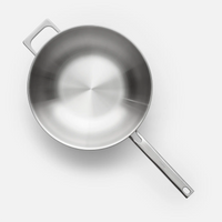 Wok serpenyő Lucca 4.0 Pro, ø 30 cm - Szegecs nélküli, többrétegű rozsdamentes acél wok serpenyő fedővel