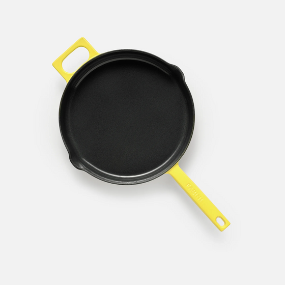 Serpenyő Mattia 3.0, ø 26 cm - Zománcozott öntöttvas serpenyő, fényes vajsárga színű