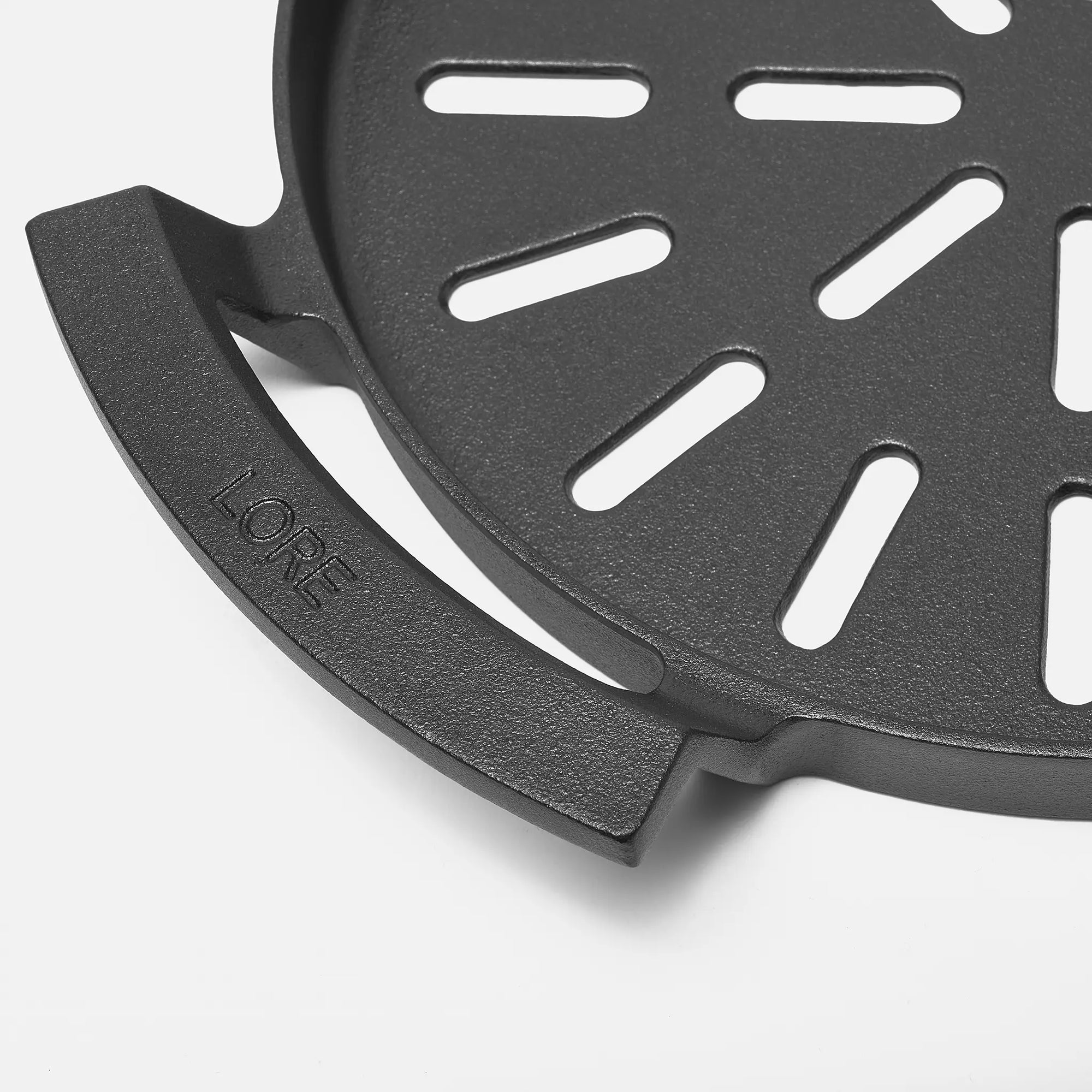 Grillserpenyő Lore, ø 28 cm - Lyukacsos öntöttvas grillserpenyő
