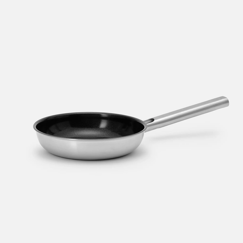 Serpenyő Lucca 4.0 Standard, ø 20 cm - Szegecs nélküli, többrétegű rozsdamentes acél serpenyő kerámia bevonattal, fedő nélkül