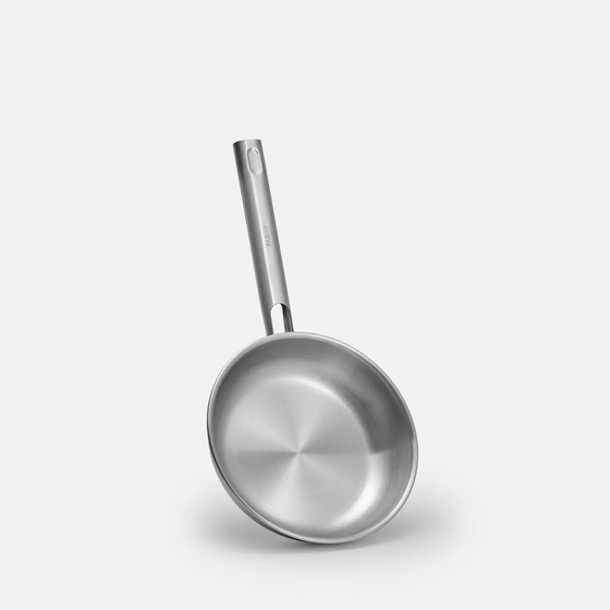 Serpenyő Lucca 4.0 Standard, ø 20 cm - Szegecs nélküli, többrétegű rozsdamentes acél serpenyő, fedő nélkül