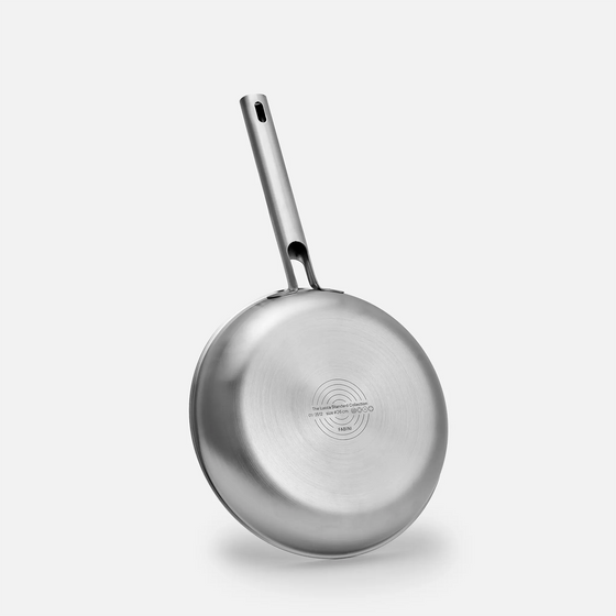 Serpenyő Lucca 4.0 Standard, ø 26 cm - Szegecs nélküli, többrétegű rozsdamentes acél serpenyő, fedő nélkül