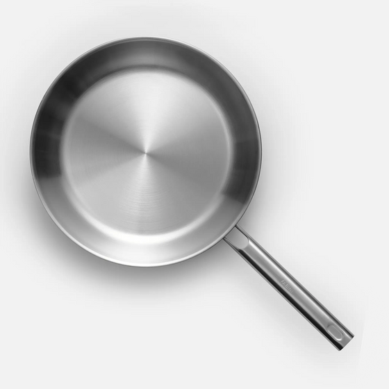 Serpenyő Lucca 4.0 Standard, ø 30 cm - Szegecs nélküli, többrétegű rozsdamentes acél serpenyő, fedő nélkül