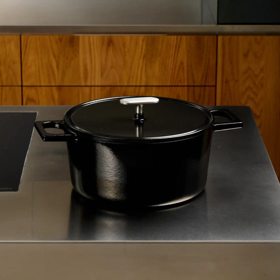 Lábas Mattia 3.0, ø 26 cm (5,5 l) - Zománcozott öntöttvas lábas fedővel, matt fekete