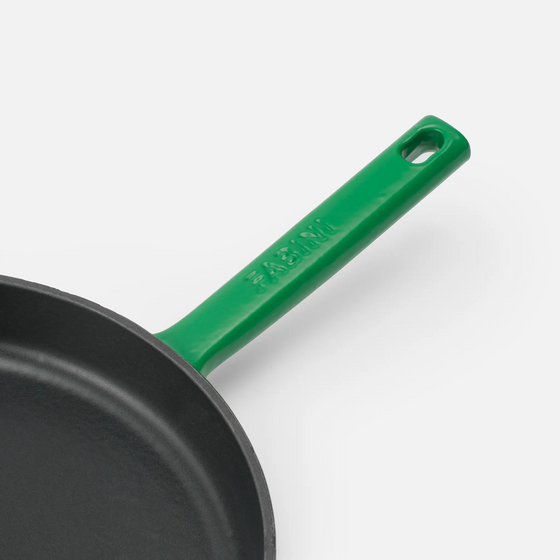 Serpenyő Mattia 3.0, ø 26 cm - Zománcozott öntöttvas serpenyő fedő nélkül, matt zöld