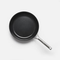 Serpenyő FABINI & Pohlreich 2.0, ø 30 cm - Tapadásmentes, szegecs nélküli többrétegű rozsdamentes acél serpenyő, fedő nélkül