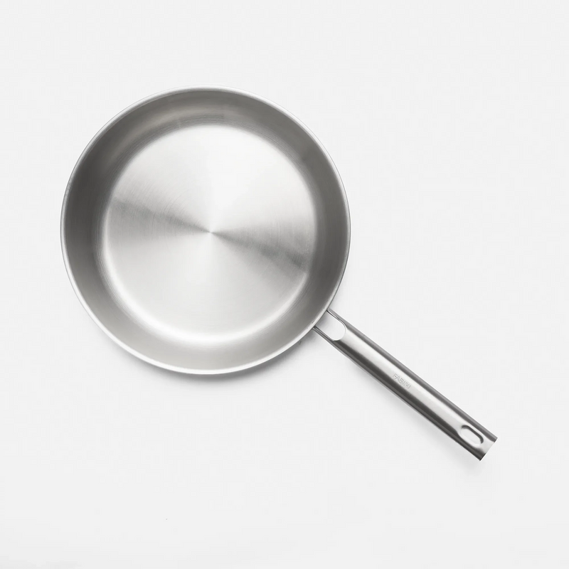 Serpenyő Lucca 4.0 Standard, ø 28 cm - Szegecs nélküli, többrétegű rozsdamentes acél serpenyő, fedő nélkül