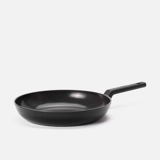 Serpenyő Meda 5.0 Economy, ø 30 cm - Tapadásmentes kerámia bevonatú serpenyő fedő nélkül, fekete