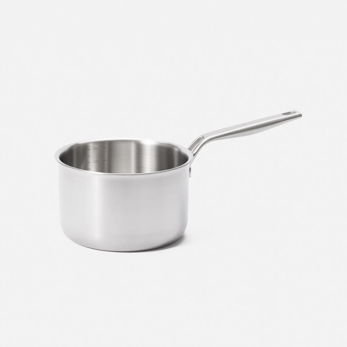 Nyeles lábas Lucca 4.0 Pro, ø 18 cm (2,5 l) - Szegecs nélküli nyeles lábas több rétegű rozsdamentes acélból, fedővel