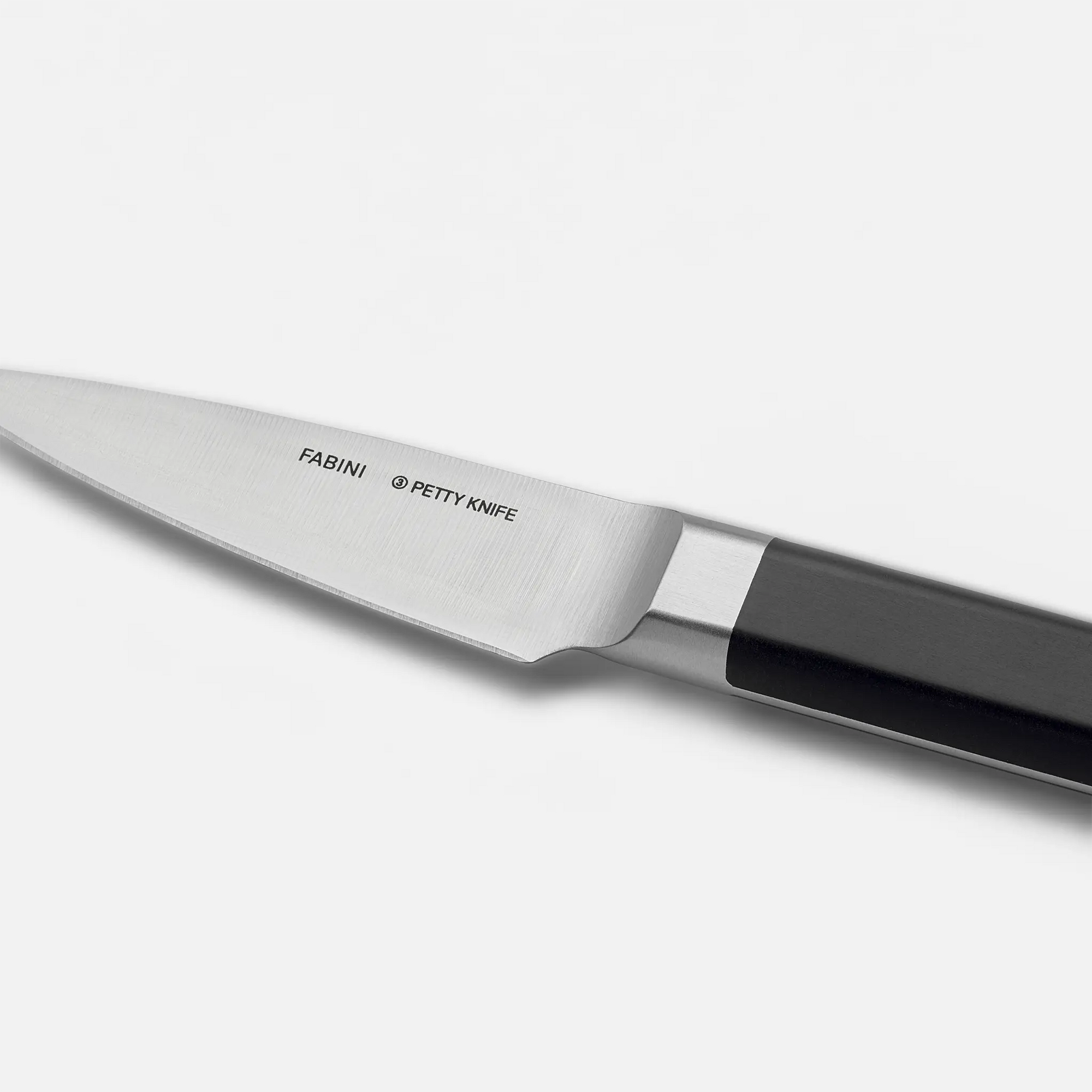 Szakácskés Trino, 9 cm - Szakácskés háromrétegű japán acélból