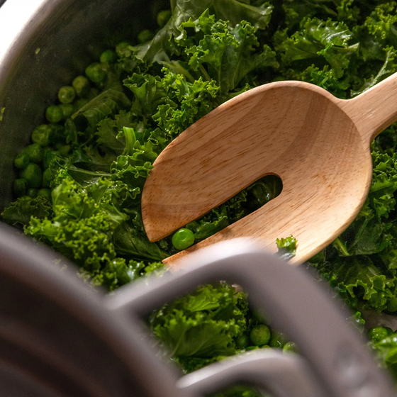 Salátaszedő kanalak Arba, 2 db - Fa salátaszervírozó készlet