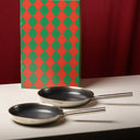Serpenyő készlet Hibrid Standard, ø 26 cm + ø 30 cm, 2 db, ajándékcsomagolás - Szegecs nélküli, többrétegű rozsdamentes acél serpenyők hibrid kerámia felülettel, fedő nélkül
