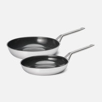 Serpenyő készlet FABINI & Pohlreich 2.0, ø 26 cm + ø 30 cm, 2 db - Szegecs nélküli, többrétegű rozsdamentes acél serpenyők tapadásmentes kerámia bevonattal