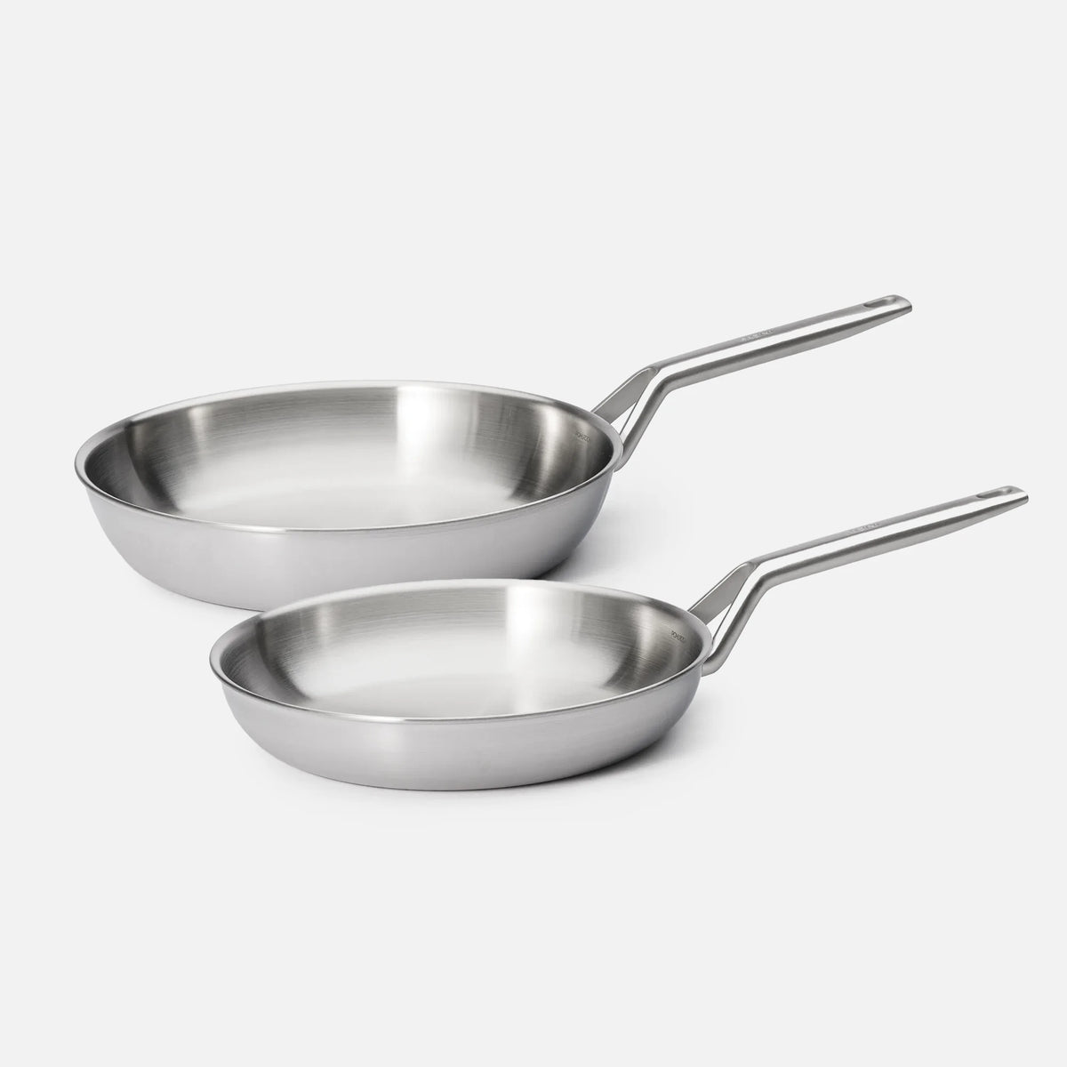 Serpenyő készlet FABINI & Pohlreich 2.0, ø 26 cm + ø 30 cm, 2 db - Szegecs nélküli, többrétegű rozsdamentes acél serpenyők