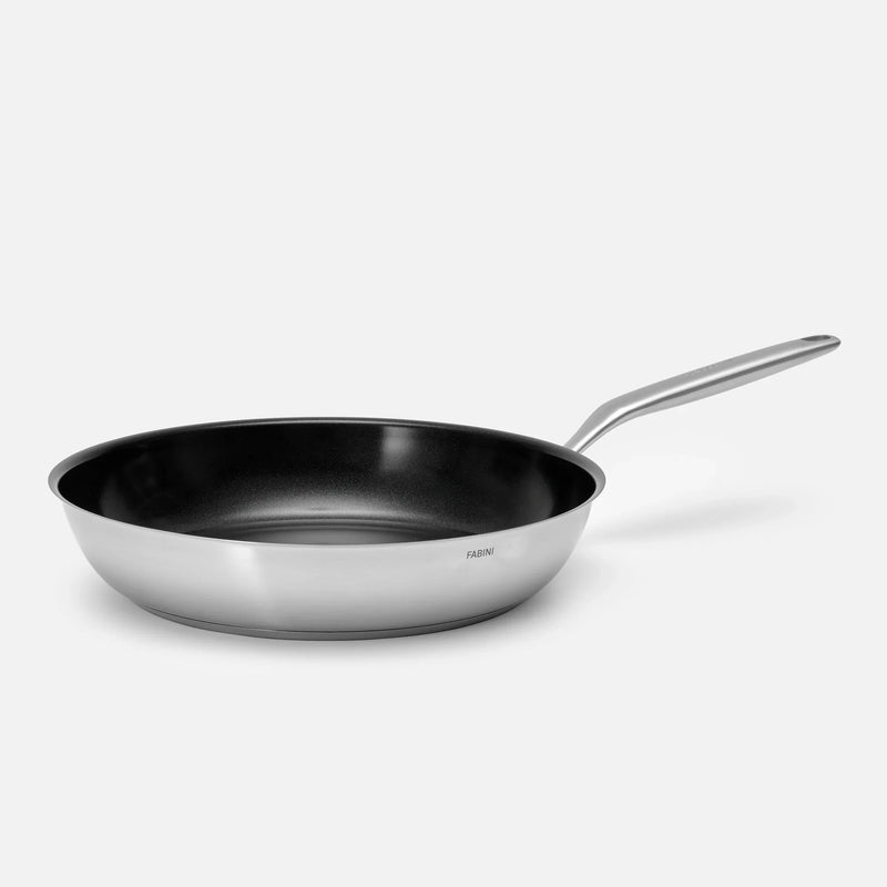 Serpenyő FABINI & Punčochář, ø 30 cm - Szegecs nélküli serpenyő egyrétegű rozsdamentes acélból, tapadásmentes kerámia  bevonattal, fedő nélkül
