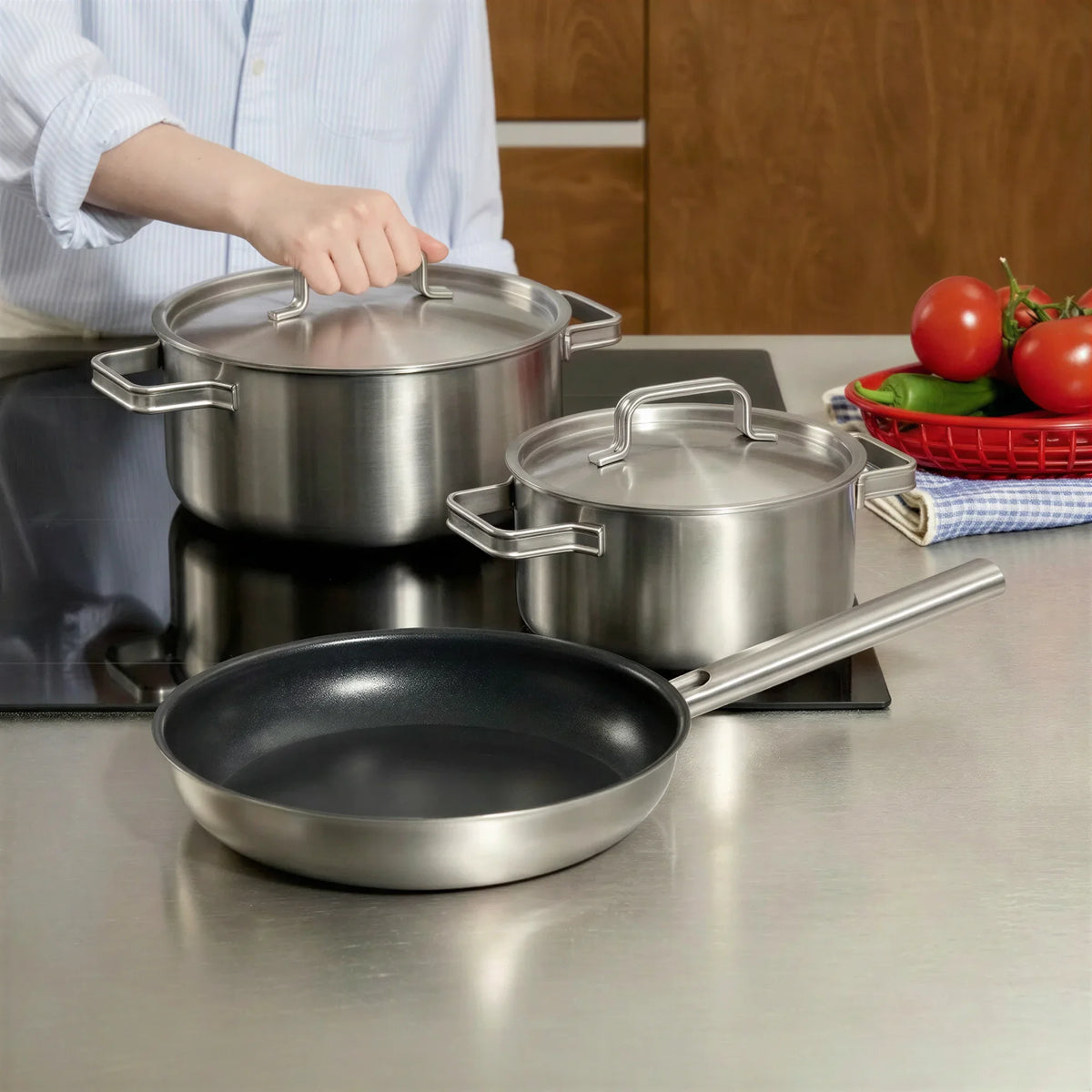 Edénykészlet Lucca 4.0 Standard, 5 db, ajándékcsomagolás - Szegecs nélküli, többrétegű rozsdamentes acél edénykészlet