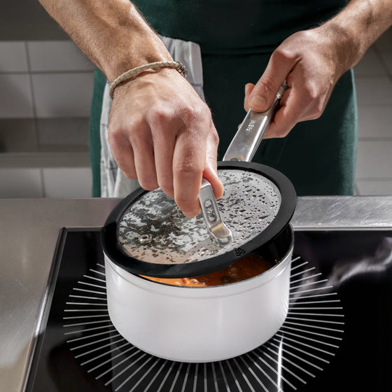 Nyeles lábas Meda 4.0, ø 16 cm (1,3 l) - Tapadásmentes nyeles lábas kerámia bevonattal fedővel, szürke