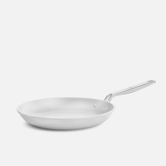 Serpenyő Meda 5.0 Pro, ø 28 cm - Tapadásmentes serpenyő kerámia bevonattal fedő nélkül, világosszürke