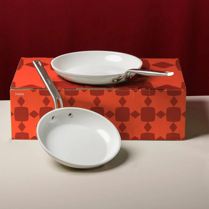 Serpenyő szett Meda 5.0 Pro, ø 24 cm + ø 28 cm, 2 db, ajándékcsomagolás - Serpenyők tapadásmentes kerámia bevonattal, világosszürke